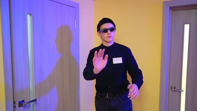 ГОТИНО МОМЧЕ В УЧИЛИЩЕ! Момичетата искат да се срещат с него смотреть онлайн