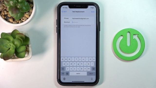 iOS 16: How to Use Word Shortcuts on iPhone? | Text Replacement смотреть онлайн