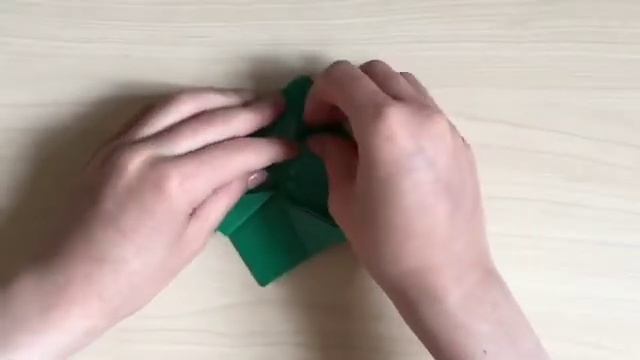 Учимся делать прыгающую лягушку поделки из бумаги поделки подарок своими руками видео для детей