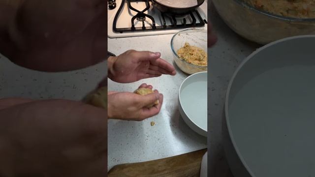 Сочные котлеты с куринного филе. Осторожно очень вкусно! смотреть онлайн