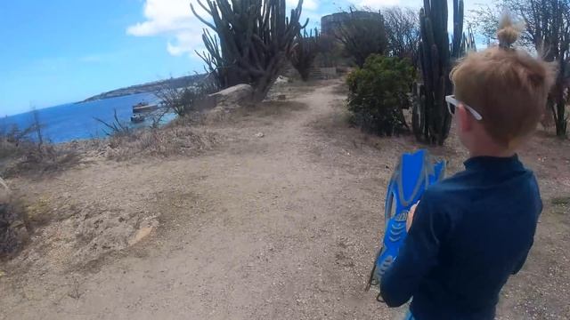 La Routine S’installe à CURAÇAO !! / Sailing Atypic S2 • E34