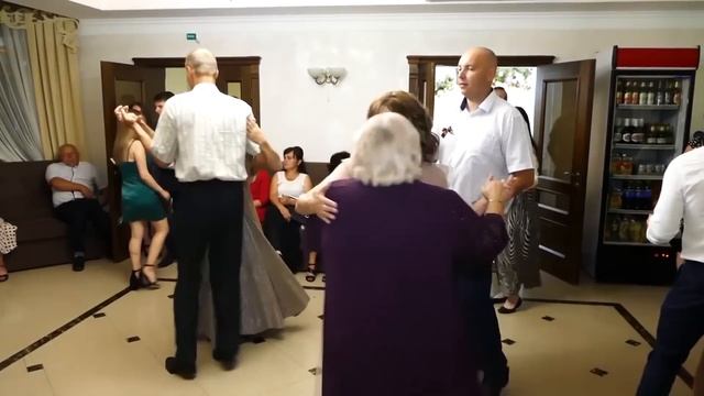 НОВИЙ МЕГА ЗБІРНИК ВЕСІЛЬНИХ ПІСЕНЬ 2021. ВАЛЬСИ І ПОЛЬКИ. РІЗНІ ГУРТИ@yaremaweddingstudio2420 смотреть онлайн