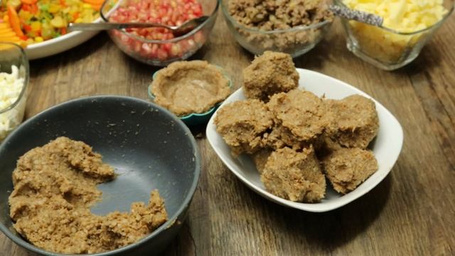 شيف آسر | كبة معجوقة على شكل الكاب كيك , كبة حلب بطريقة تقديم جديدة kebah maajouka смотреть онлайн