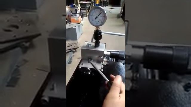 Гидростанция на высокое давление 700 бар (70 Мпа) СНБР63-6,1И20-1 | ЗАО "Строймашсервис" смотреть онлайн