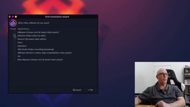 Garuda Linux Dragonized 28 09 21 Install and Look Around смотреть онлайн