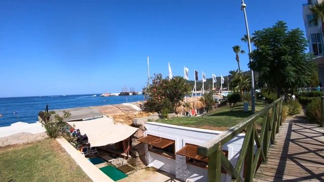 Пляж Кемера.??Шезлонги ,море,цены Что есть на пляже?Какие отели на берегу?Парки и фонтаны. смотреть онлайн