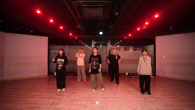 TroyBoi - KinjaBang Choreography TAEWAN смотреть онлайн