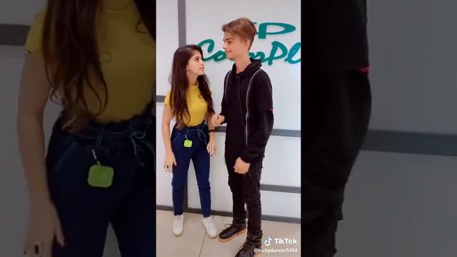Arishfa Khan & Lucky Dancer 😍 Tiktok | Most Viral TikTok Video Arishfa Khan & Lucky Dancer смотреть онлайн