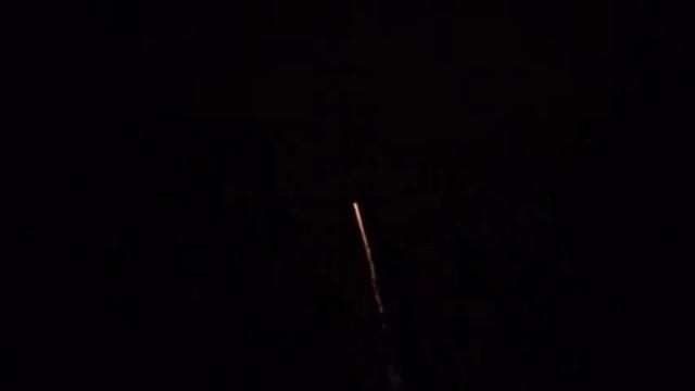 Для сравнения 10мм 50гр, фонтан+ Мортира 30мм №1. смотреть онлайн