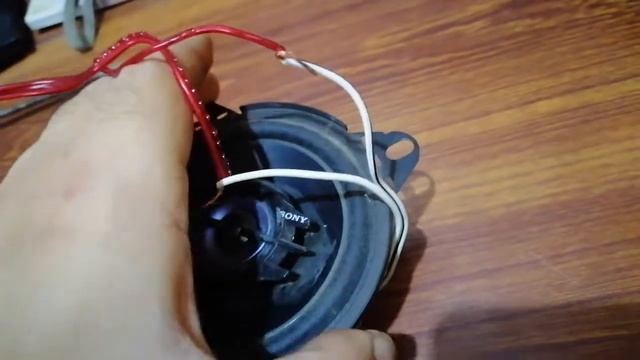 SONY XPLOD XS-GTF1026 смотреть онлайн