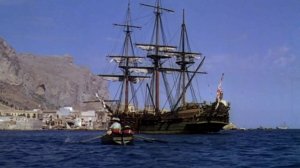 В КЕЙПТАУНСКОМ ПОРТУ