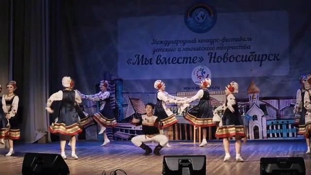 Я на печке молотила Образцовый хореографический ансамбль Жемчужина смотреть онлайн