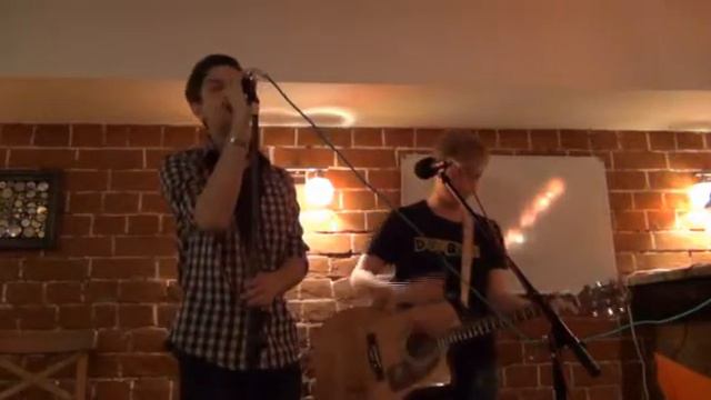 Nеизвестный Исполнитель & New Day-Акустика в кофейне 'Белая Ворона',Иркутск (15.04.2012) смотреть онлайн