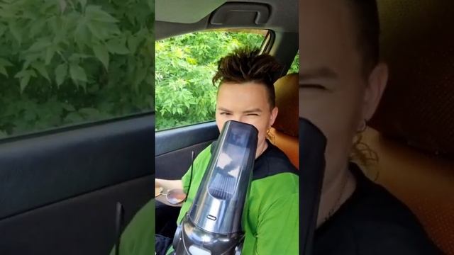 Что будет если поднести пылесос к глазу смотреть онлайн