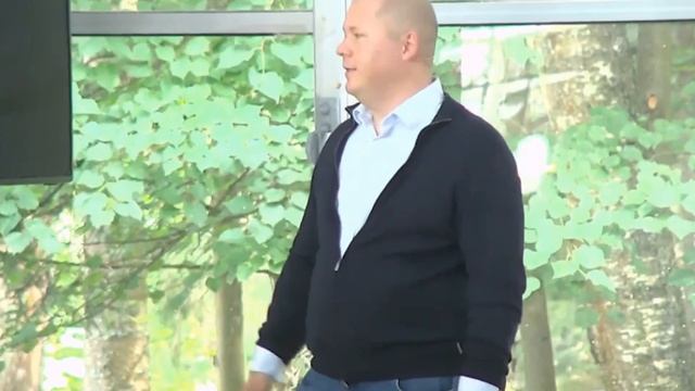 А вместо ответа послушайте мою музыку: как Вице-президент Сбербанка с молодёжью пообщался смотреть онлайн