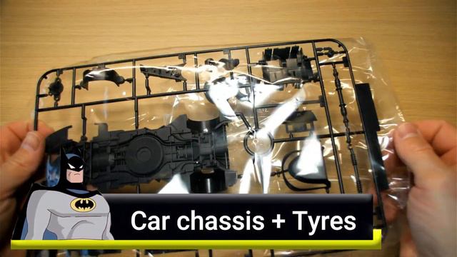 Batmobile 1/35 BANDAI 1989 schale model Unboxing VIDEO смотреть онлайн