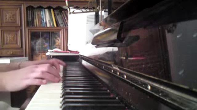ДДТ - В последнюю осень (DDT - V Poslednjuju osen') PIANO смотреть онлайн