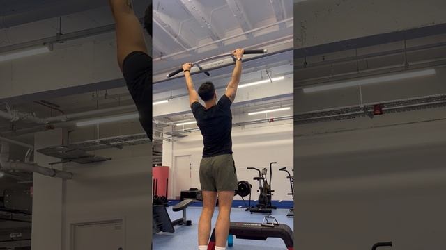 Scapular pull смотреть онлайн
