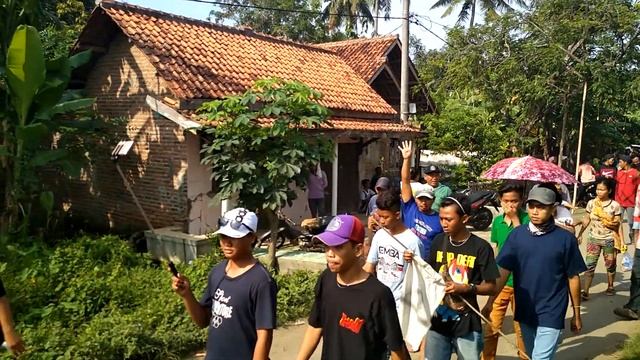 KAMPANYE CALON KUWU NO. 4 BPK. WAHYUDI DESA ARAHAN LOR, 4 DESEMBER 2017 смотреть онлайн