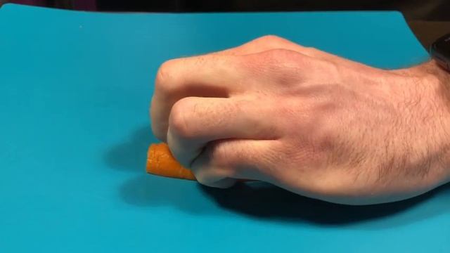 Как резать продукты, а не пальцы смотреть онлайн