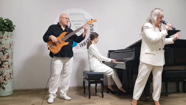 Д.Леннон- П.Маккартни,,Yesterday"в исполнении Кочиашвили С.Д., Кочиашвили А.В., Кочиашвили Елены. смотреть онлайн