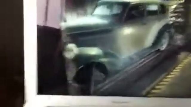 Mafia 2 car wash glitch смотреть онлайн