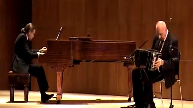 Bandoneon Tango Duet " Comme il faut" смотреть онлайн