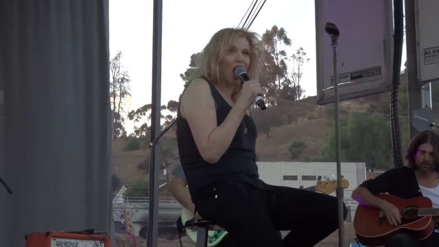 Courtney Love | Doll Parts (Hole) | live YOLA DÍA Festival, August 18, 2019 смотреть онлайн