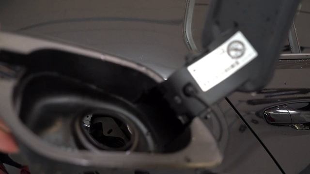 How to remove the Gas Tank cover VW Golf VII смотреть онлайн