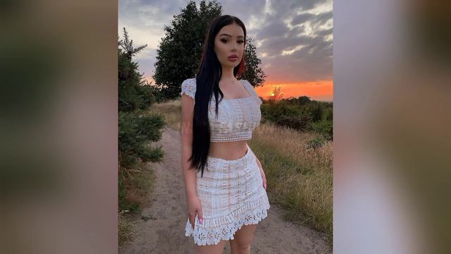 Elizabeth Georgina» Wiki Biografía, patrimonio neto, modelo estadounidense de talla grande, relació смотреть онлайн