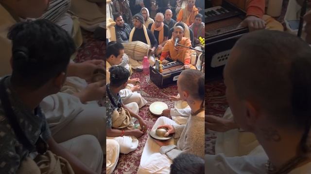 Храм Кришны-Баларамы во Вриндаване смотреть онлайн