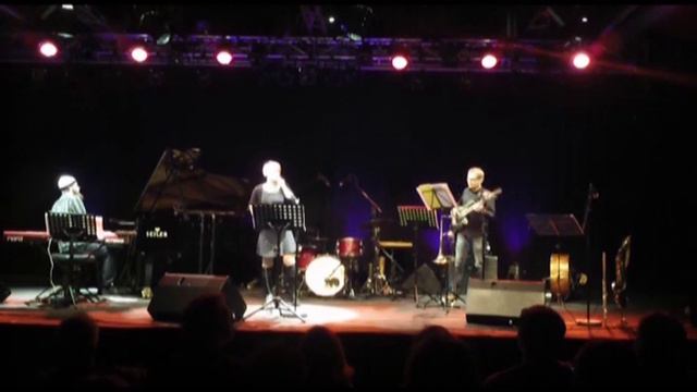 Theresia Natter Combo - Trust Your Feet.mov смотреть онлайн