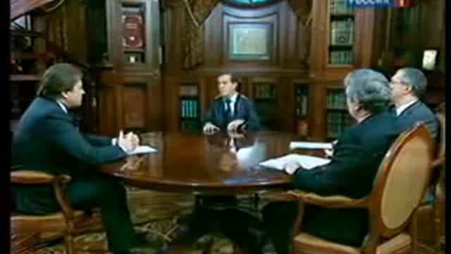 Президент РФ Медведев_Мы что? Должны конкурировать?.flv смотреть онлайн