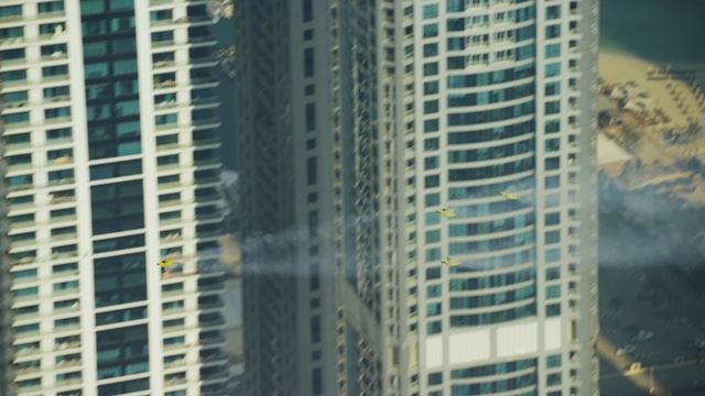 Vertical Maze Dubai - 4K смотреть онлайн