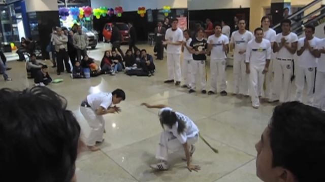 Capoeira Macarena смотреть онлайн