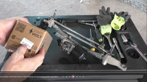 Перестали работать дворники замена мотора на Nissan Qashqai 2,0 Ниссан Кашкай 2012 2часть