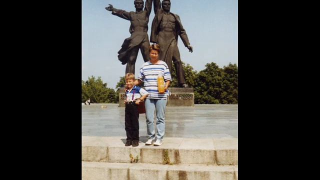 Подарок маме на День матери смотреть онлайн