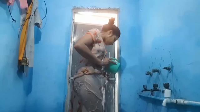 desi girl bathing vlog | bhabi bath #vlog #dailyvlog #bathing смотреть онлайн