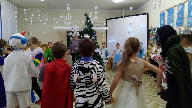 Новый год 1 класс Хоровод смотреть онлайн