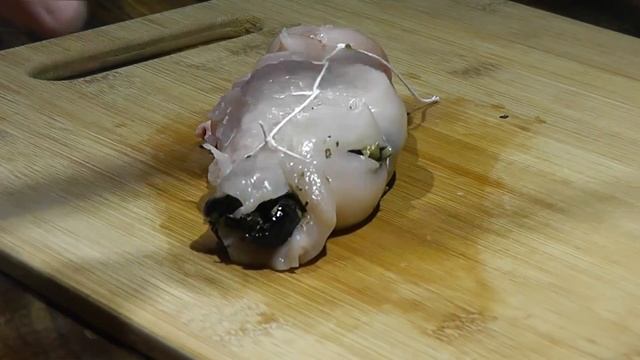 Куриные грудки фаршированные оливками и каперсами смотреть онлайн
