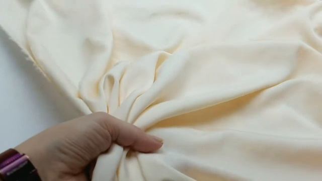 28-6824 Купра плательно-блузочная, цвет пломбира