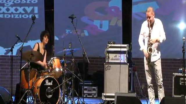 Roccella Jazz Festival 2016 - Van Kemenade e Portugal Duo смотреть онлайн