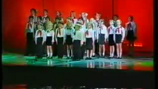 А наш притончик гонит самогончик 