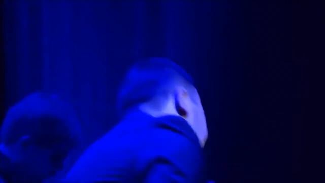 Не гаснет свет. исполнитель Ярослав Сумишевский. смотреть онлайн