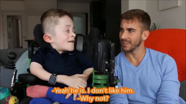 Болезнь «хрустального человека» (Ушел из приюта в 15 лет) смотреть онлайн