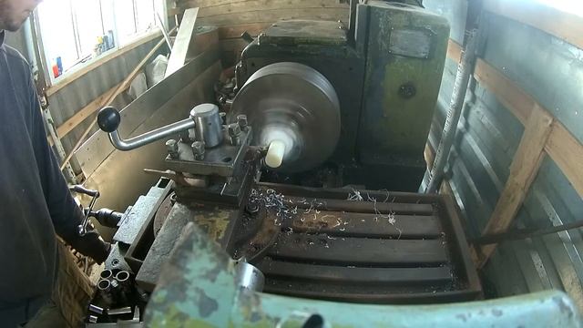 Изготовление втулок прогрессии Kayo T2 из капролона смотреть онлайн