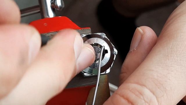 [ 62 ] ВСКРЫТИЕ ЗАМКА ПОМПОВОГО-ТУБУЛЯРНОГО БЕЗ КЛЮЧЕЙ смотреть онлайн