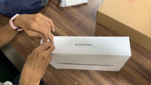 I Got APPLE MacBook Air M1 At 68,000 On Flipkart Sale Unboxing ? KHATARNAK DEAL смотреть онлайн