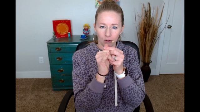 Strabismus and Lazy Eye Exercise: Take Pencil Push-Ups to the Next Level with Thumb-Pinky Rock! смотреть онлайн