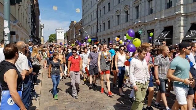 Helsinki Pride EuroGames 2016 Havis Amanda смотреть онлайн